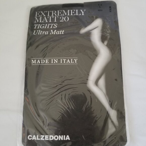 NEW CALZEDONIA Extremely Matt 20 Black Tights Italy Large - Picture 1 of 2